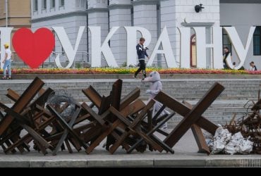 Травматичный опыт: до половины украинцев побывали в зоне боевых действий, - опрос