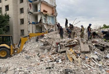 Лізуть як зомбаки: офіцер розповів, як росіяни намагаються захопити Часів Яр