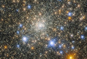Тисячі зірок на одному знімку: вчені показали неймовірне фото з космосу