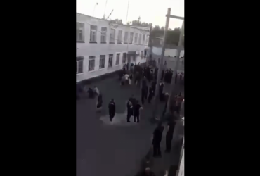 Росія набирає зеків для відправки на війну: у мережу просочилося відео з в'язниці