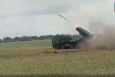 Гірські штурмовики ЗСУ показали, як нищать окупантів з чеських Вампірів (відео)