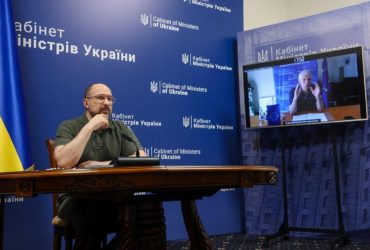 Шмыгаль призвал Евросоюз признать Россию государством-террористом