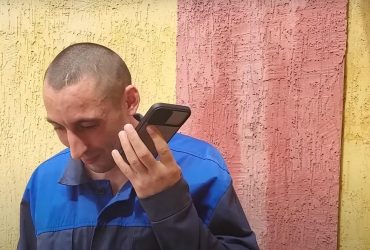 Зарплату знизили: полонений окупант зі сміхом розповів, що став непотрібним РФ (відео)