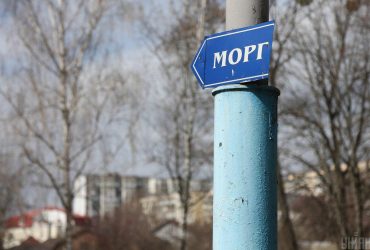 На Харьковщине россияне обустроили морг для своих солдат: количество трупов растет