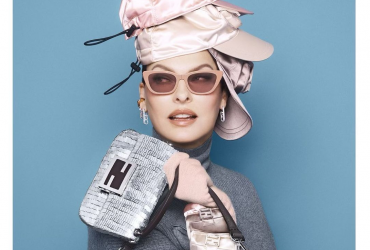 Супермодель Лінда Євангеліста вперше показалася після невдалої пластики