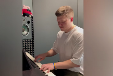 Мережу розриває сучасна версія пісні Ніч яка місячна про ганьбу окупантів (відео)