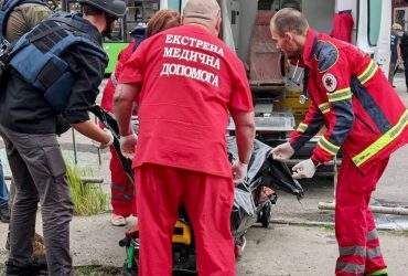 Внаслідок сьогоднішнього обстрілу Харкова загинули троє людей, ще 23 поранено (фото)