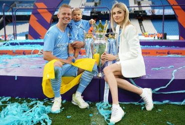 Перегортаємо цю сторінку: дружина футболіста Зінченка зворушливо попрощалася з Ман Сіті (фото)