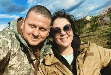 Любимчик украинок Залужный показал романтическое фото с женой