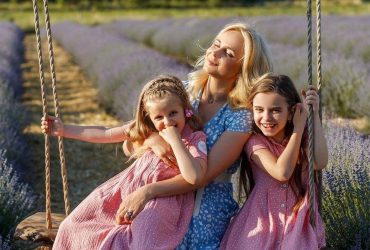 Украинская телеведущая рассказала, решится ли отпустить детей в школу