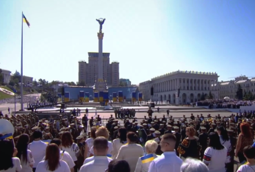 Ми не здамося: Зеленський привітав українців з Днем державності (відео)