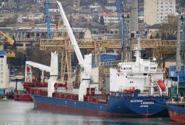 Судно з краденим українським зерном затримали в Лівані
