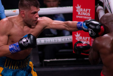 Зірковий український боксер вперше переміг з 2019 року