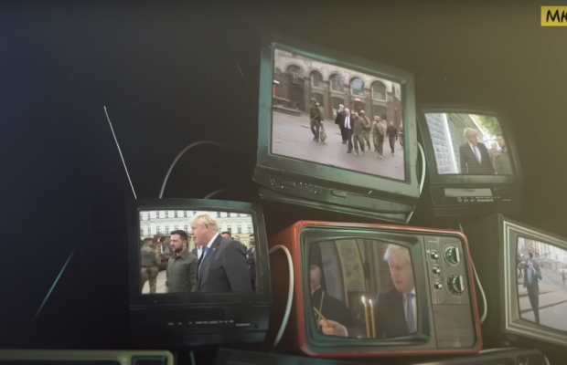 Автори хіта "Вова, їб*ш їх" нереально розкачали мережу піснею про Джонсона (відео)