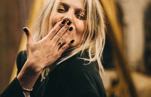 "Я шкодую про це, мені соромно": українська співачка KOLA згадала про свій "грішок"