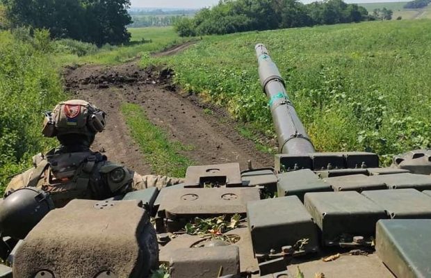 Астролог сделала утешительный прогноз для Украины: чего ждать на фронте