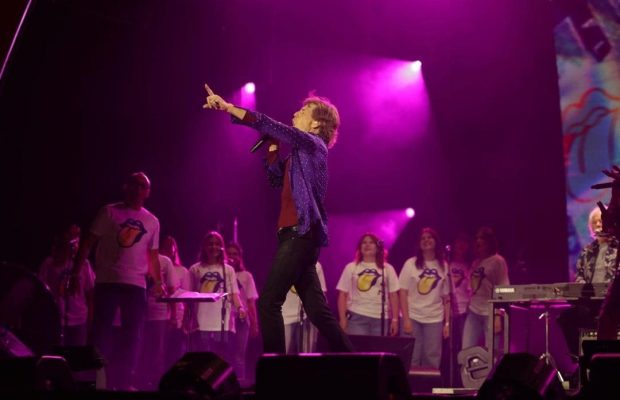 The Rolling Stones виступили на одній сцені з хористами з Києва (відео)