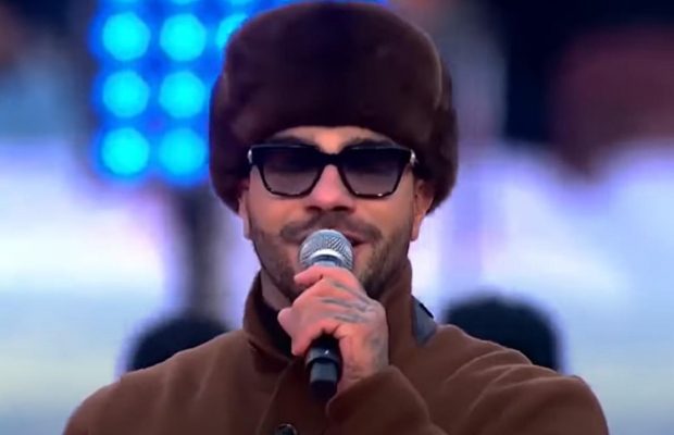 Продав душу Путіну: як Тіматі "топить" за війну проти України (відео)