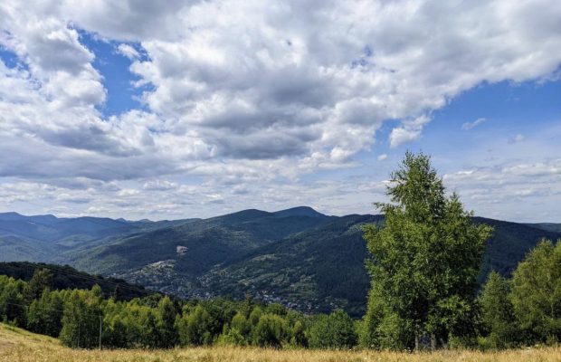 "Укрзалізниця" посилює гірський напрямок додатковим поїздом з Києва до Ясіні