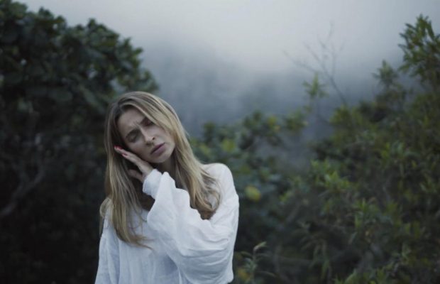 TAYANNA у новій пісні "Гори" пронизливо заспівала про біль усіх українців (відео)