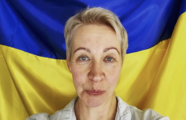 "Знак качества": российская актриса-иноагент Лазарева "оценила" новый статус (видео)