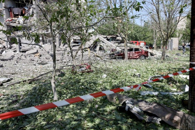В результате обстрела Сергеевки 1 июля погибли 22 человека \ фото УНИАН (Александр Гиманов ) В результате обстрела Сергеевки 1 июля погибли 22 человека \ фото УНИАН (Александр Гиманов )