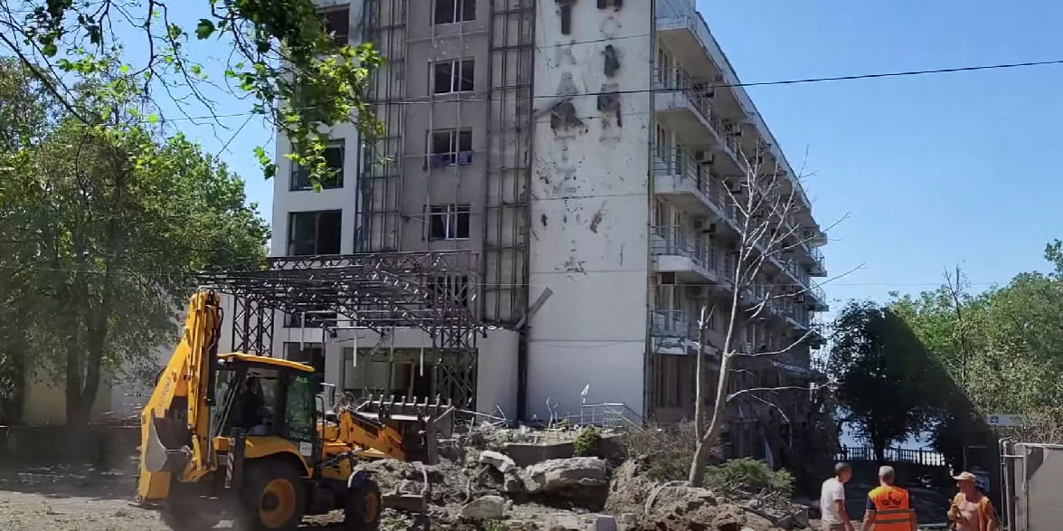 Наслідки російських обстрілів Миколаєва / скріншот відео Наслідки російських обстрілів Миколаєва / скріншот відео