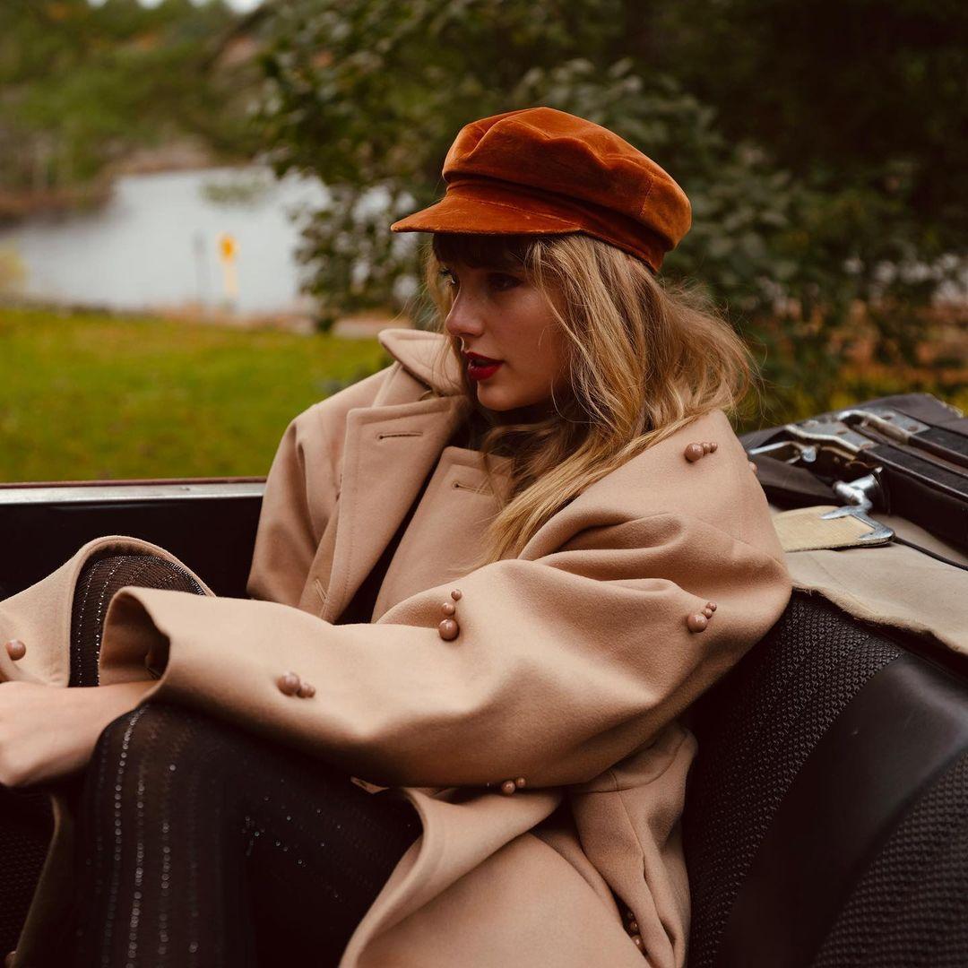 Тейлор Свифт летает на собственном самолете / instagram.com/taylorswift Тейлор Свифт летает на собственном самолете / instagram.com/taylorswift