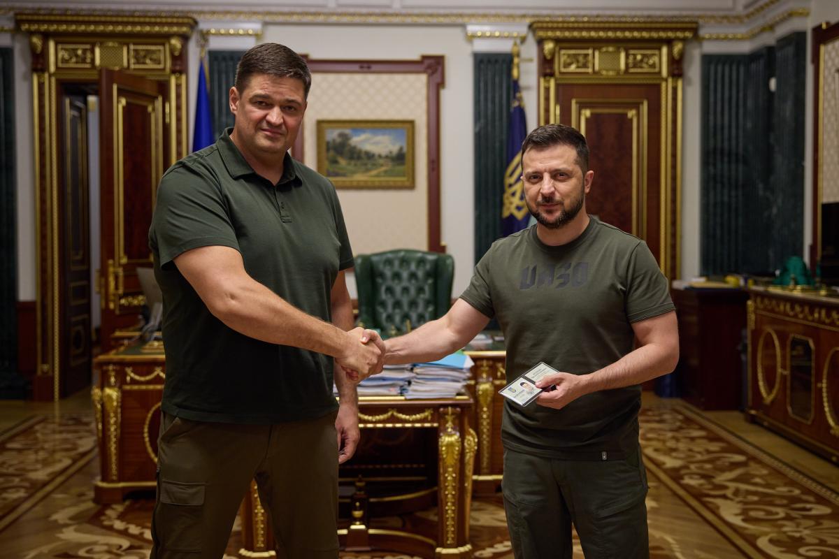 Ярослав Янушевич очолив Херсонську ОДА / фото ОП Ярослав Янушевич очолив Херсонську ОДА / фото ОП