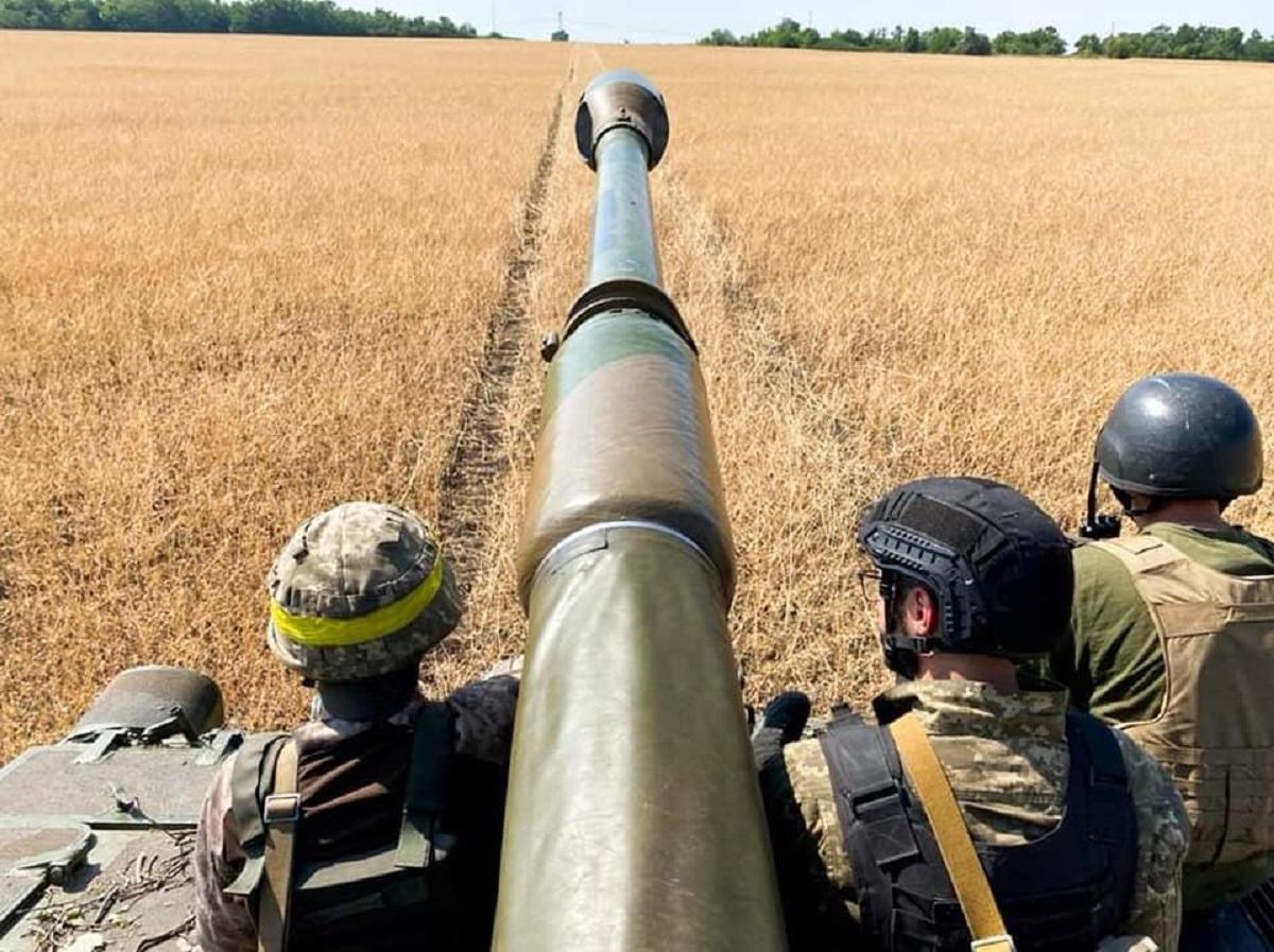 Противник намагається утримати тимчасово захоплені території, зосереджує зусилля на стримуванні дій Сил оборони на окремих напрямках / фото Генштаб Противник намагається утримати тимчасово захоплені території, зосереджує зусилля на стримуванні дій Сил оборони на окремих напрямках / фото Генштаб