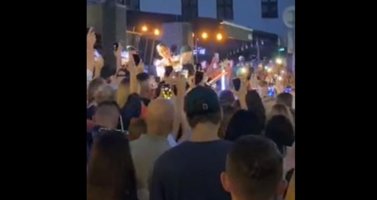 Співачка не з'являється в соцмережах, що може свідчити про її затримання / скріншот Співачка не з'являється в соцмережах, що може свідчити про її затримання / скріншот