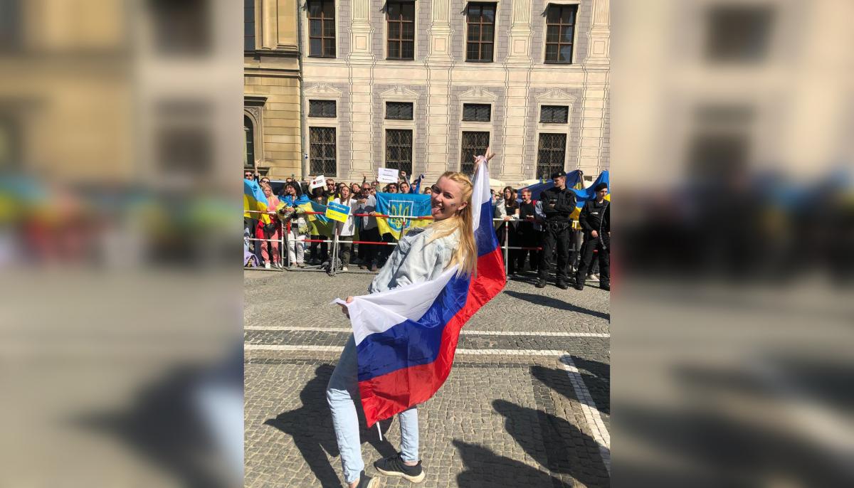 Российская блогер набросилась на украинок в Австрии и получила заслуженное наказание / фото Юлия Прохорова в Telegram Российская блогер набросилась на украинок в Австрии и получила заслуженное наказание / фото Юлия Прохорова в Telegram