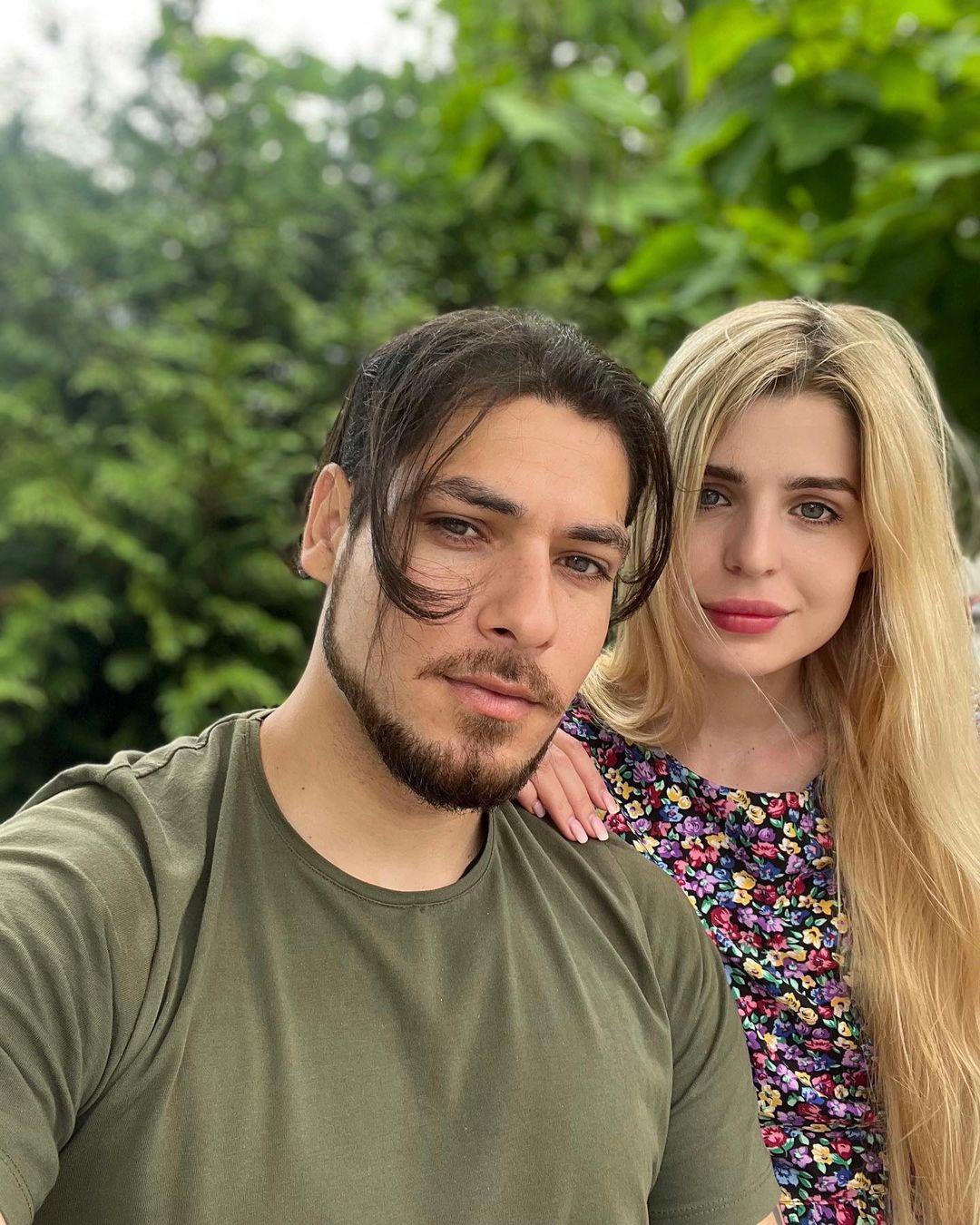 Артур Тураев со своей женой / instagram.com/arthur_turaev_official Артур Тураев со своей женой / instagram.com/arthur_turaev_official