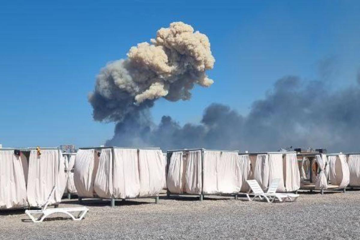 Взрывы в Крыму летом 2022 года / соцсети Взрывы в Крыму летом 2022 года / соцсети