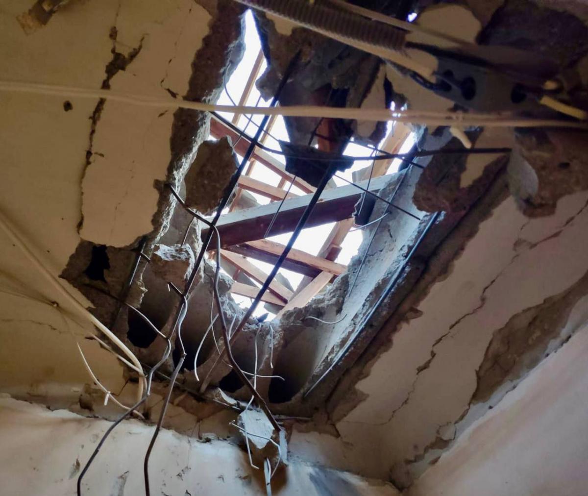 Враг направил по жилым кварталам 80 реактивных снарядов/ фото Валентин Резниченко в Telegram