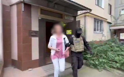 У Бучі мародери обікрали ломбарди на 800 тисяч гривень під час бойових дій (фото) У Бучі мародери обікрали ломбарди на 800 тисяч гривень під час бойових дій (фото)