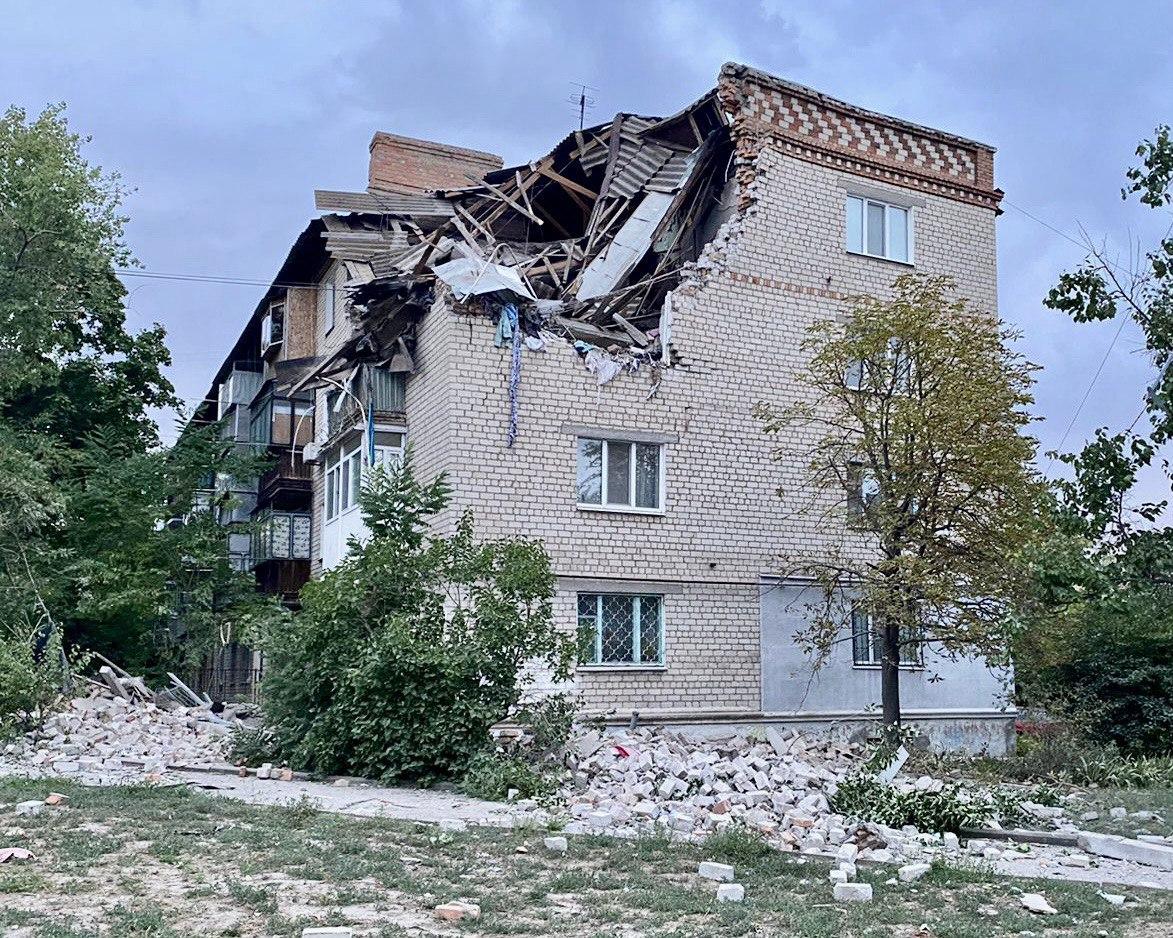 Вночі окупанти обстріляли Дніпропетровщину: є загиблі та поранені Вночі окупанти обстріляли Дніпропетровщину: є загиблі та поранені