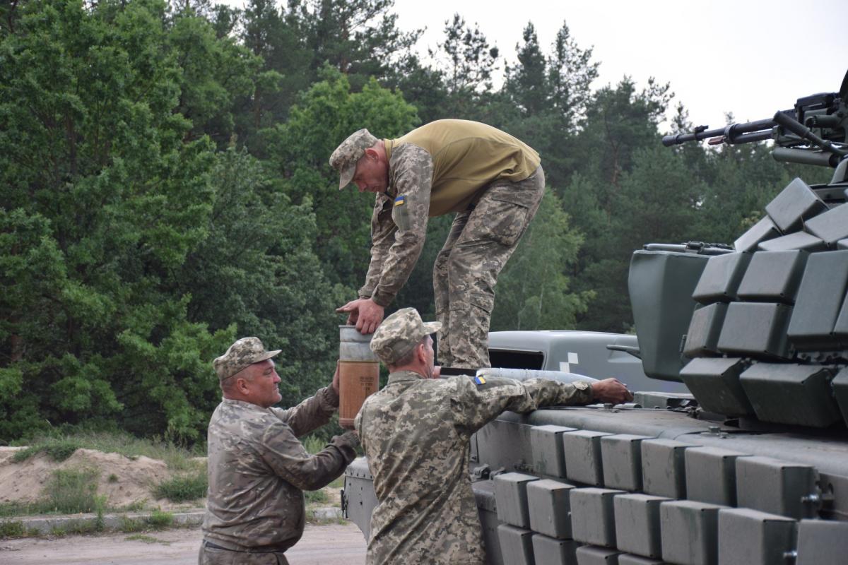 Кого зараз бракує в армії, а кого вже набрали / фото facebook.com/24th.brigade/ Кого зараз бракує в армії, а кого вже набрали / фото facebook.com/24th.brigade/