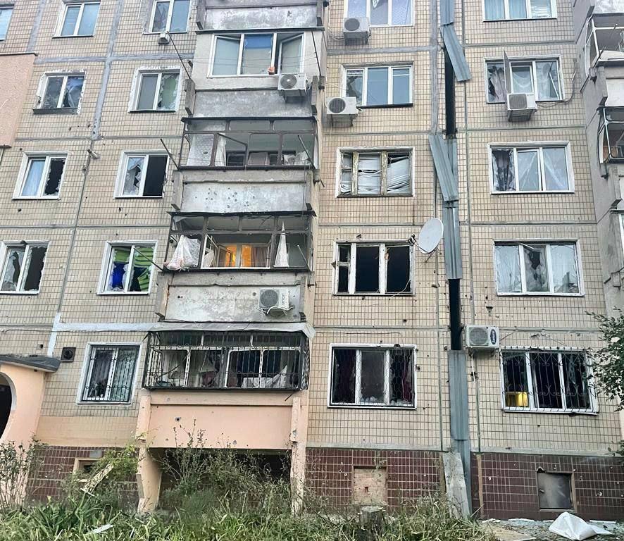 Вночі ворог вдарив по Нікополю з 'Градів' (фото) Вночі ворог вдарив по Нікополю з 'Градів' (фото)