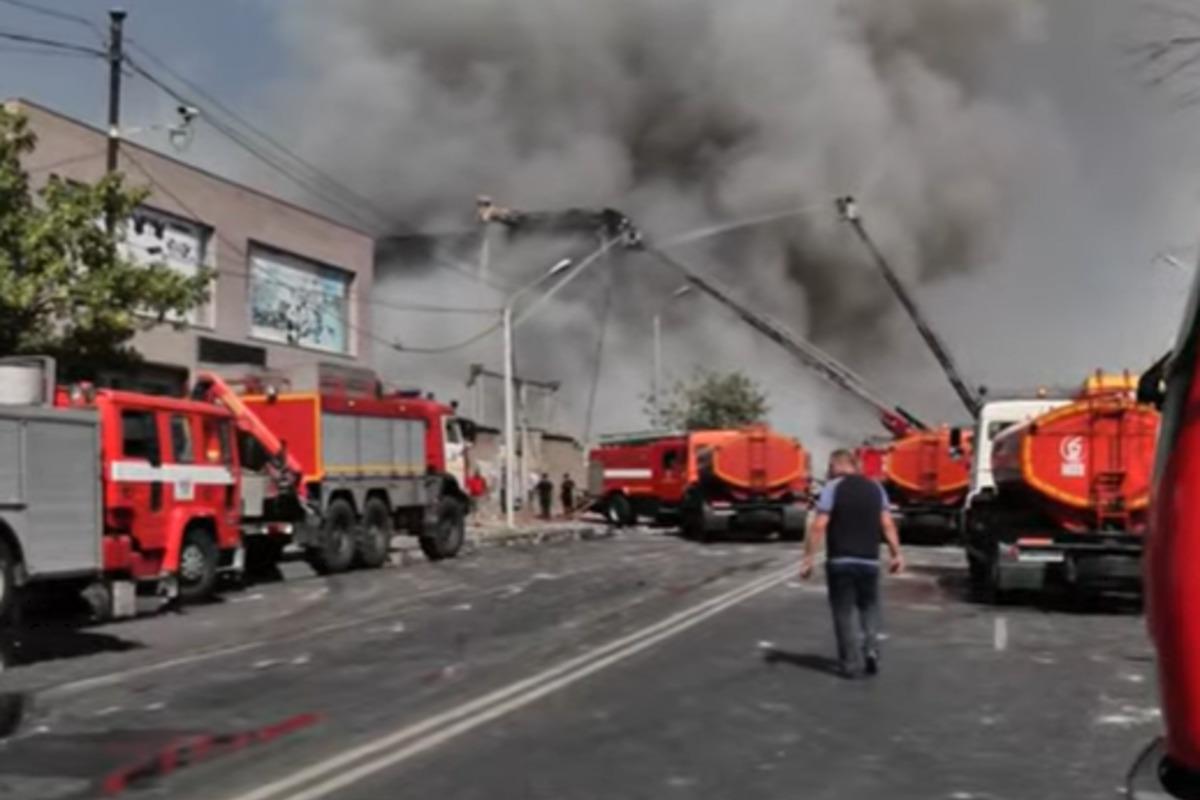 Количество жертв взрыва на рынке "Сурмалу" возросло / скриншот Количество жертв взрыва на рынке "Сурмалу" возросло / скриншот
