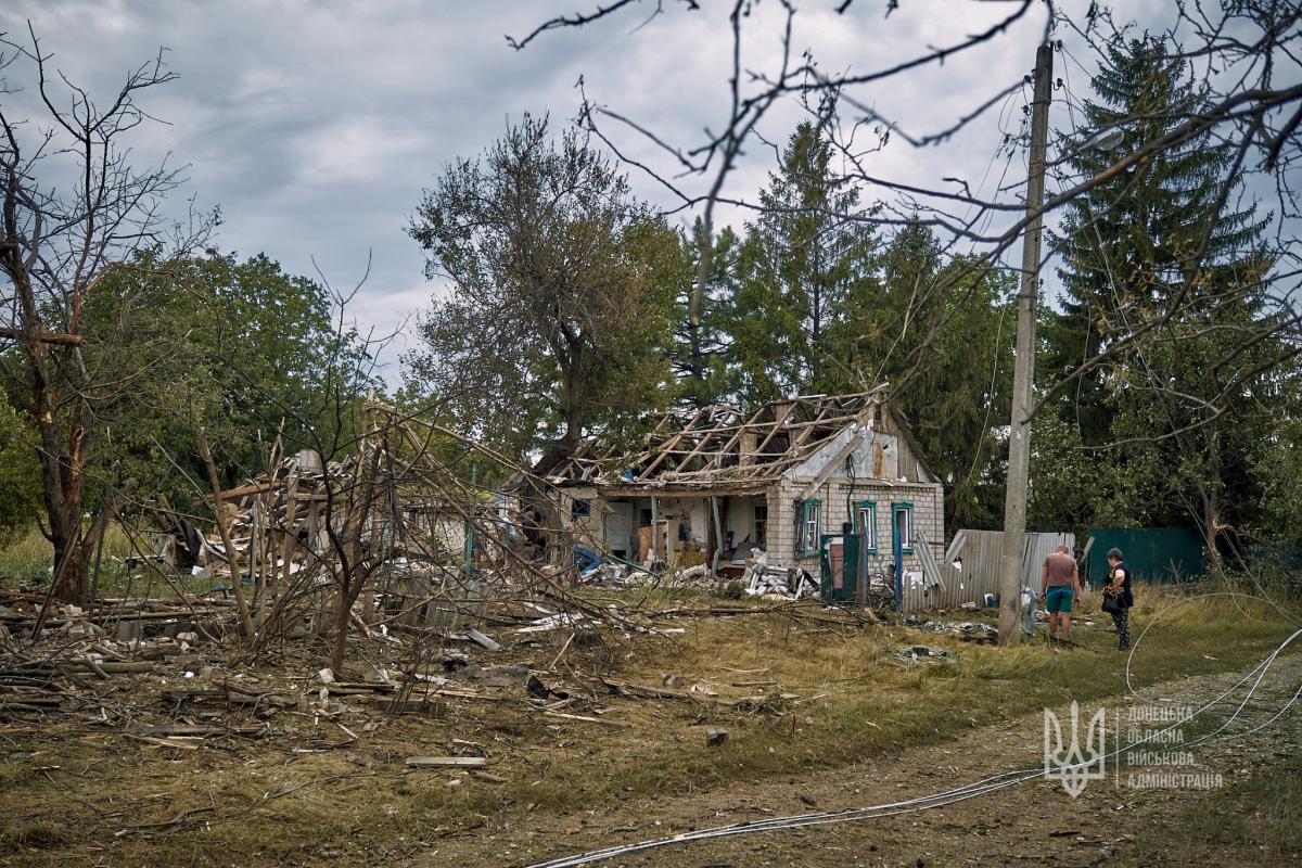 Бахмут постоянно находится под вражескими обстрелами / фото facebook.com/pavlokyrylenko.donoda Бахмут постоянно находится под вражескими обстрелами / фото facebook.com/pavlokyrylenko.donoda