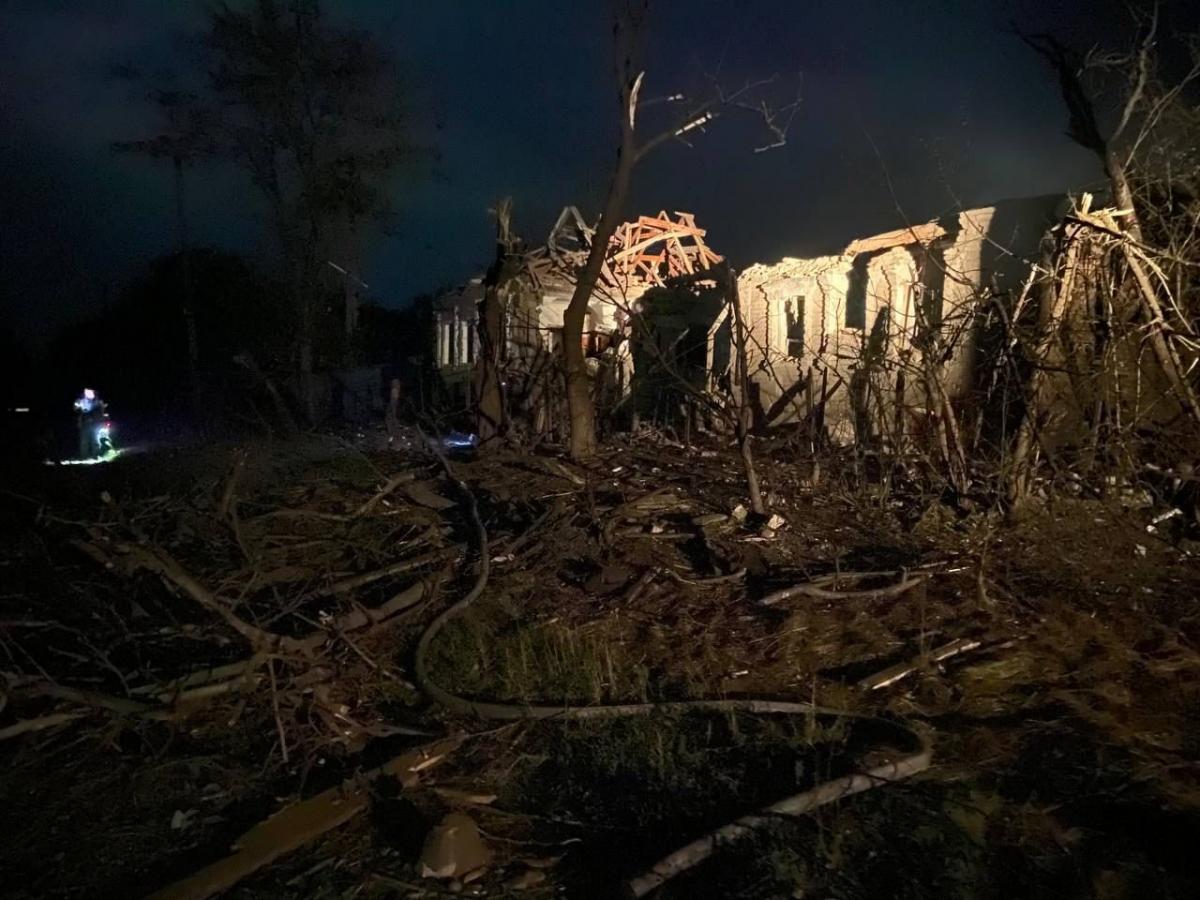 Біля Бахмута супротивники продовжують намагатися прорвати оборону захисників України / фото facebook.com/pavlokyrylenko.donoda Біля Бахмута супротивники продовжують намагатися прорвати оборону захисників України / фото facebook.com/pavlokyrylenko.donoda