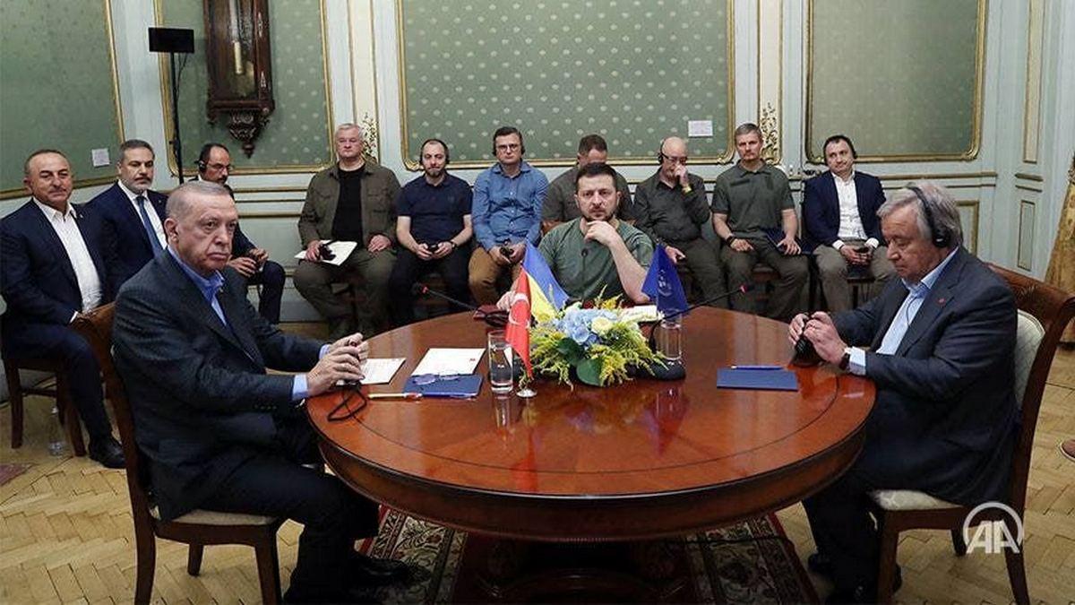 У Львові завершилися переговори Зеленського, Гутерріша і Ердогана / фото Anadolu Agency У Львові завершилися переговори Зеленського, Гутерріша і Ердогана / фото Anadolu Agency
