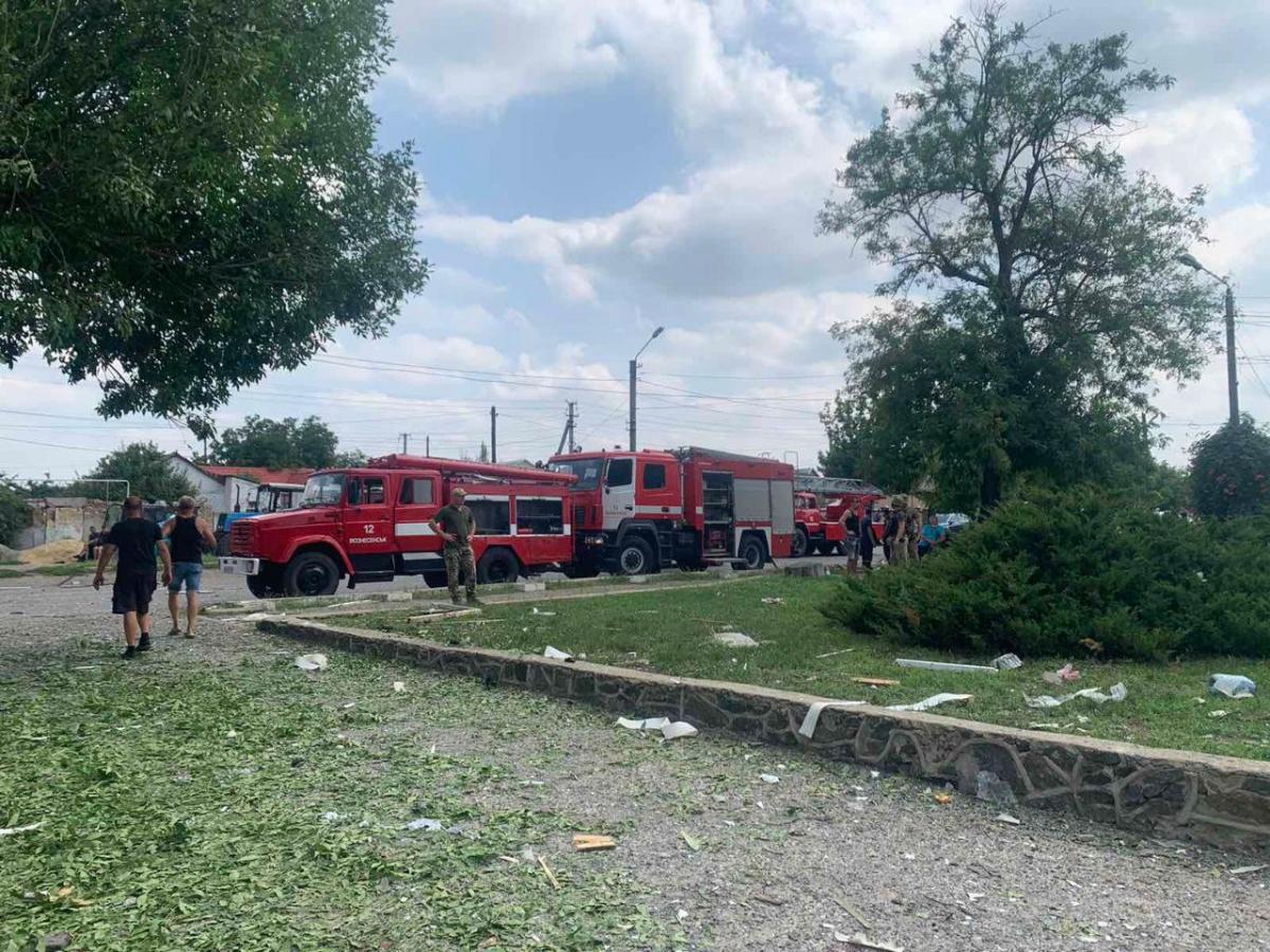Окупанти знов ударили по Вознесенську \ фото НикВести Окупанти знов ударили по Вознесенську \ фото НикВести