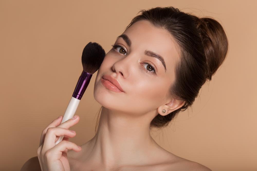 Нюдовый макияж 2022/ фото ua.depositphotos.com