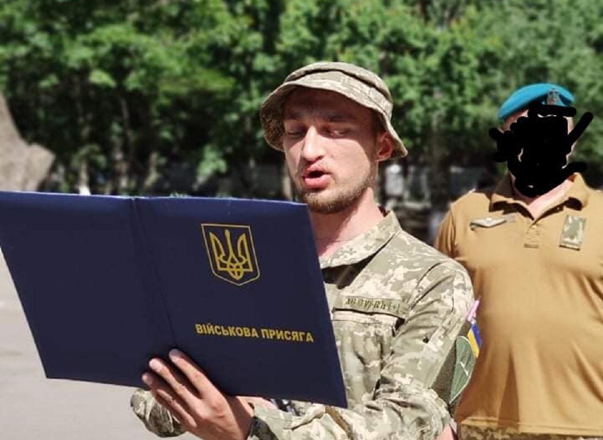 У березні Роман отримав поранення, але попри це прикривав відхід побратимів / фото Facebook: Роман Барвінок-Скрипаль У березні Роман отримав поранення, але попри це прикривав відхід побратимів / фото Facebook: Роман Барвінок-Скрипаль