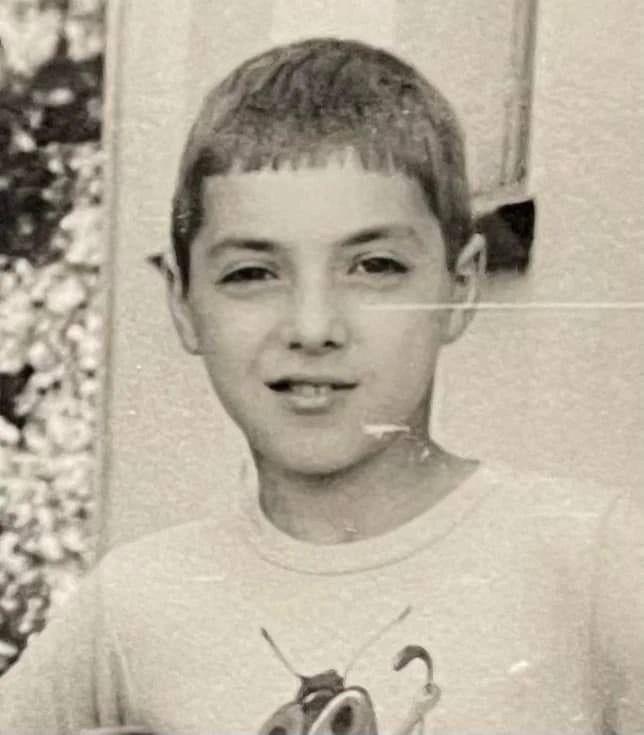 Який вигляд Арестович мав у дитинстві / instagram.com/alexey.arestovich Який вигляд Арестович мав у дитинстві / instagram.com/alexey.arestovich
