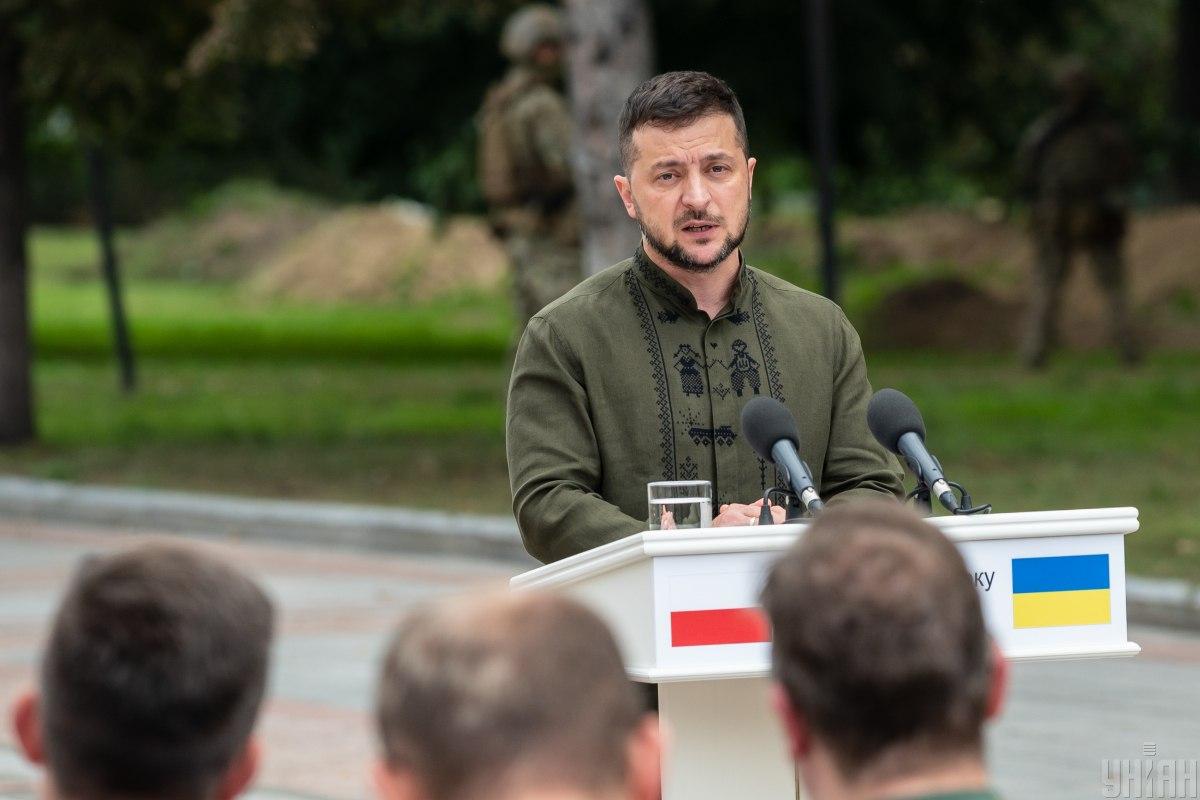Президент підкреслив, що реінтегрувати Крим буде нелегко після років такої окупації / фото УНІАН Президент підкреслив, що реінтегрувати Крим буде нелегко після років такої окупації / фото УНІАН