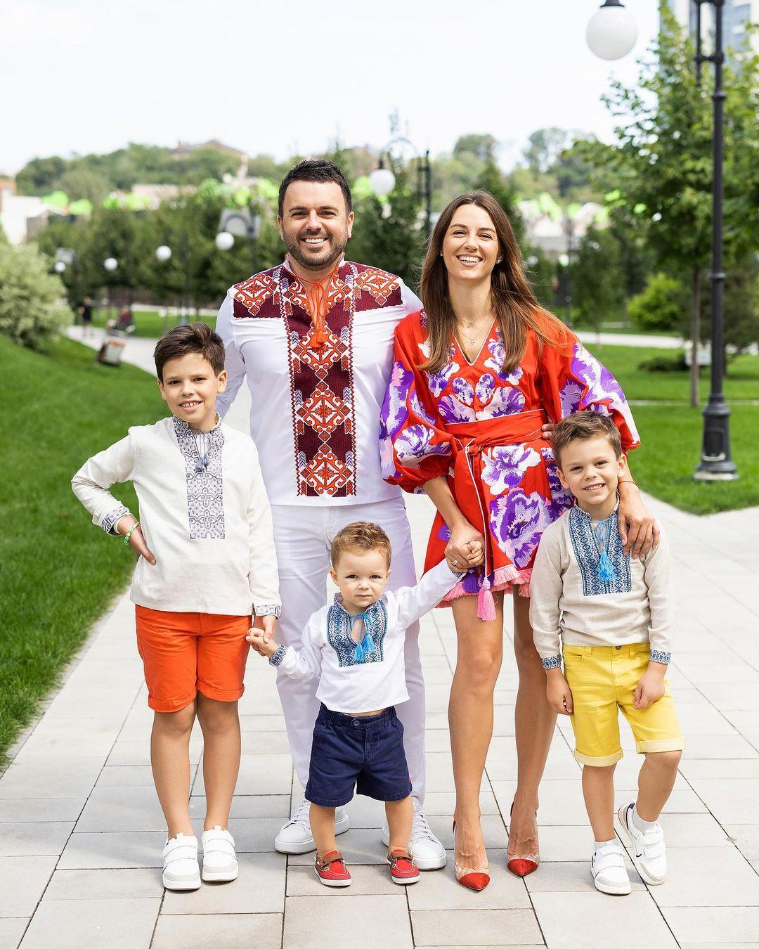 Григорій Решетник із сім'єю / instagram.com Григорій Решетник із сім'єю / instagram.com
