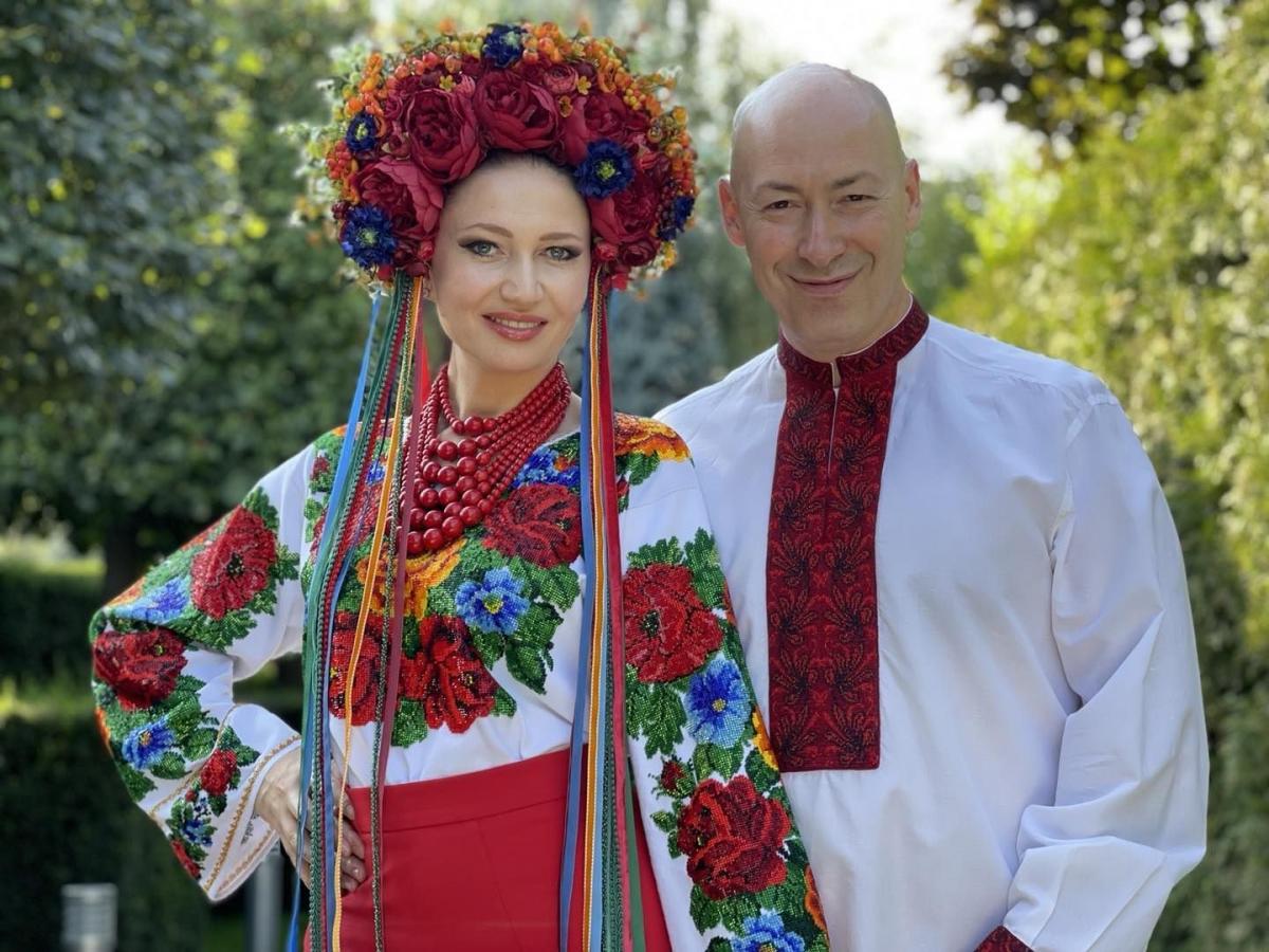 Алеся Бацман и Дмитрий Гордон / instagram.com/alesiabatsman Алеся Бацман и Дмитрий Гордон / instagram.com/alesiabatsman